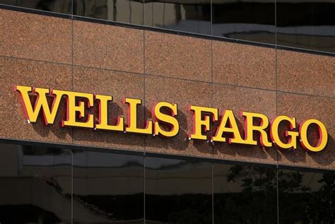 Last year, Wells Fargos total originations declined 47 to 108 billion. . Wells fargo layoffs june 2022